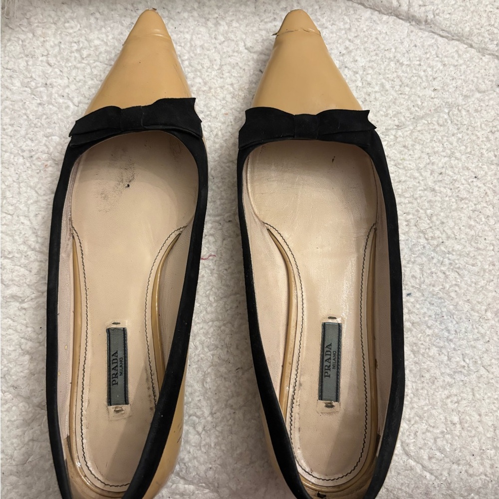 Prada Black and Tan Leather Loafers with Pointed Toe